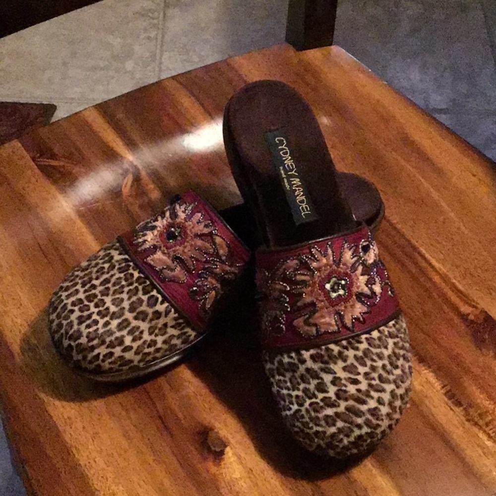 Gorgeous Cydney Mandel handmade shoes